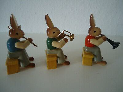 Drei musizierende Osterhasen aus Holz